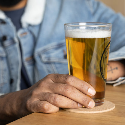 Shaker pint glass